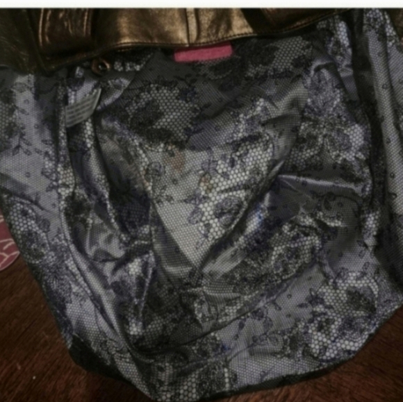 🍁🍂Vintage Betsey Johnson Bronze Leather Metalicize Me Lipstick Tote Handbag - Picture 4 of 10